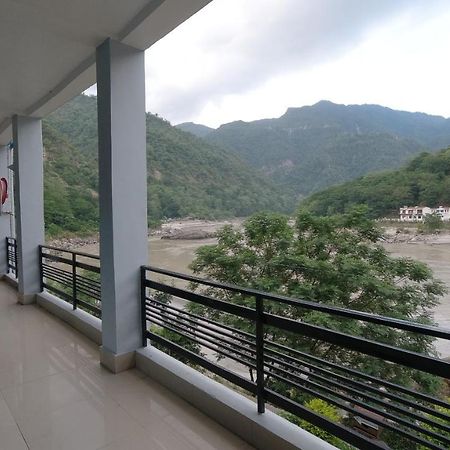 H7 Stay On The Ganges, Yoga & Spa Resort, Rishīkesh Eksteriør billede