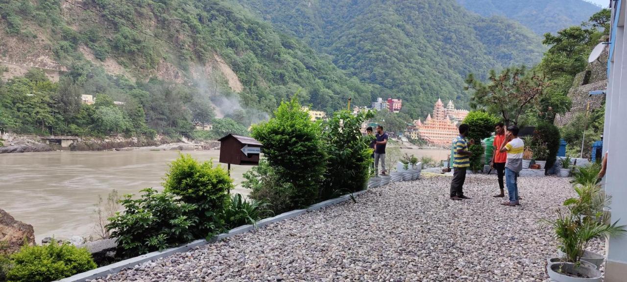 H7 Stay On The Ganges, Yoga & Spa Resort, Rishīkesh Eksteriør billede