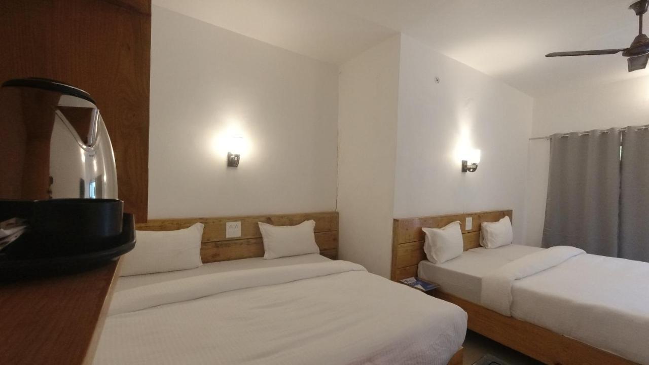 H7 Stay On The Ganges, Yoga & Spa Resort, Rishīkesh Eksteriør billede